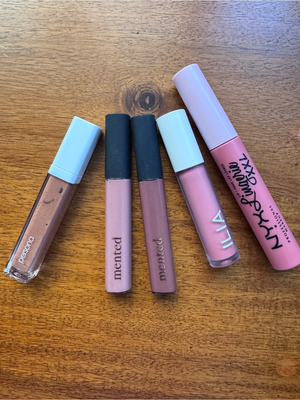 Persona & Assorted Pink Lip Gloss